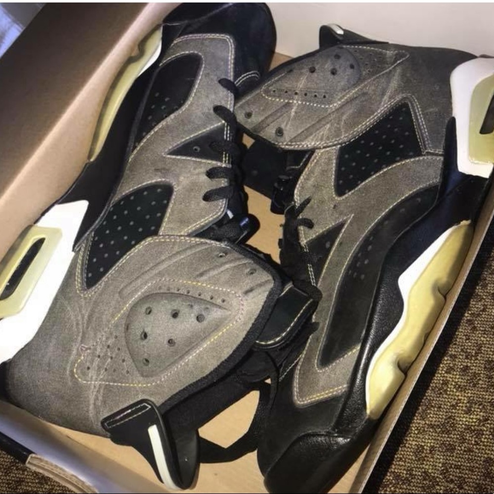 Air Jordan 6 Retro